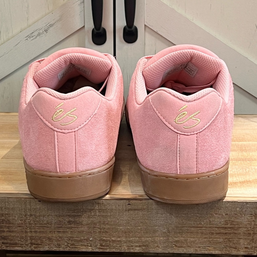 éS Accel Slim Suede Skate Shoe in the "Pink & Gum" Mens 9 Women’s 10.5 - Picture 3 of 11